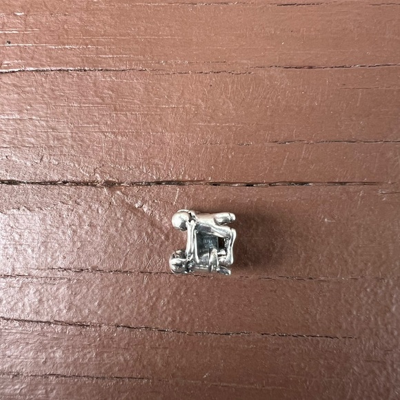 Chamilia Charm ~ Sterling Silver ~ Children Playing - Picture 4 of 10